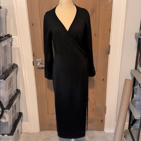 Coldwater Creek Sweater knit Wrap Dress Black Womens MP Wool blend Classic warm - Picture 1 of 7